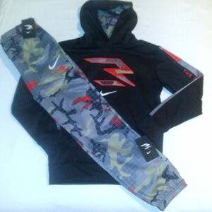 Nike Boys Youth 2pc RW Camo Jogger Set With Hoodie - Large